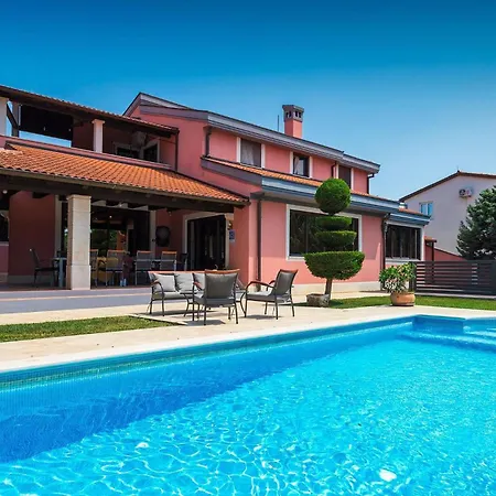 Holiday home Ines