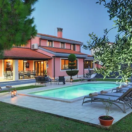 Villa Ines Pola